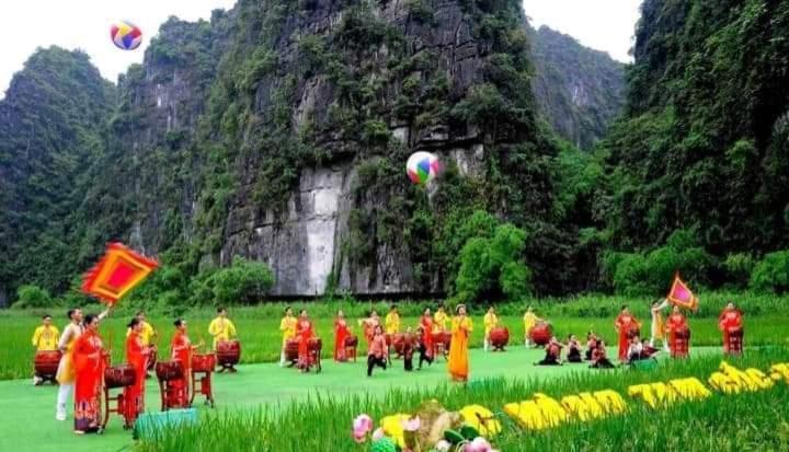Tam Coc Horizon Bungalow นิญบิ่ญ ภายนอก รูปภาพ